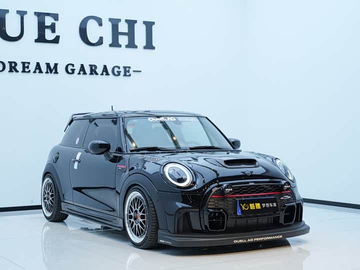 Photo 3 - Mini Mini JCW