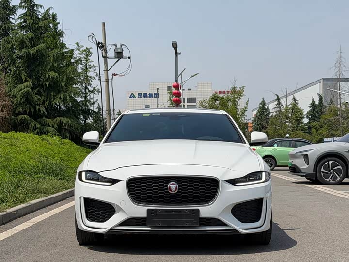 2024 Jaguar XE L
