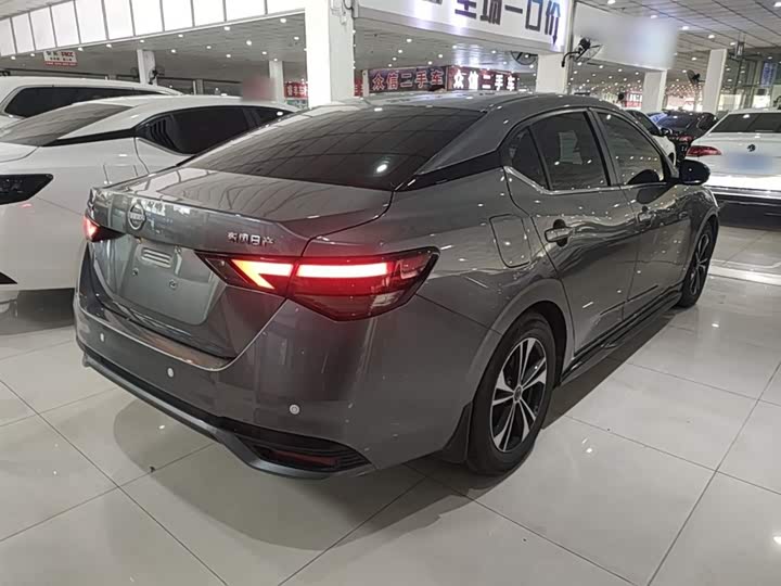 Zdjęcie 7 - Nissan Sylphy