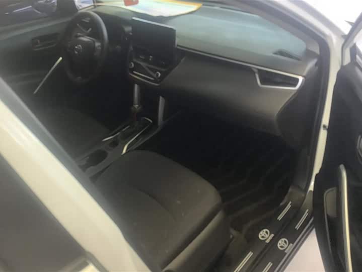 Фото 8 - Toyota Corolla Cross