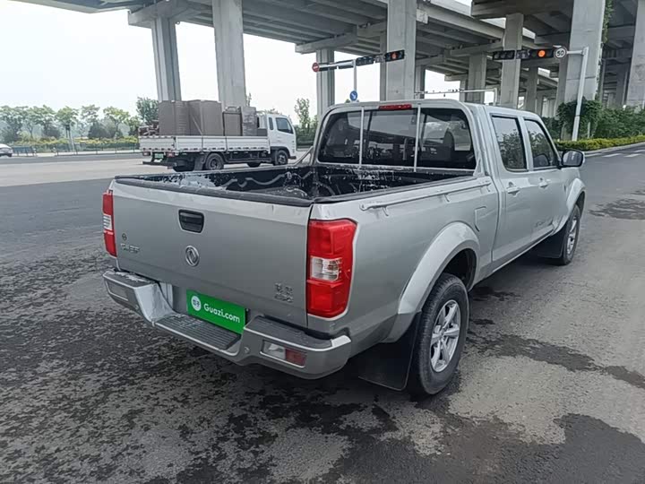 Фото 7 - Dongfeng Rich