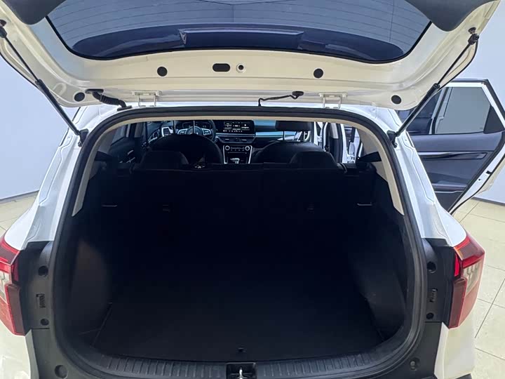 Kia Seltos 2023 2023款 1.5L CVT豪华版