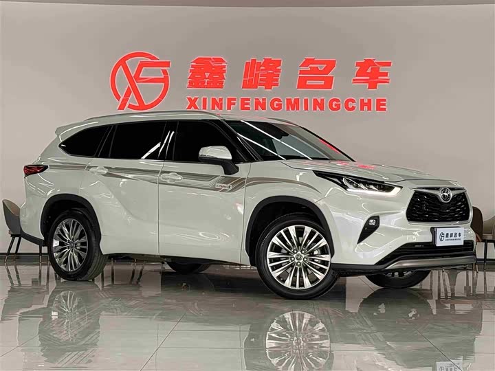 Фото 3 - Toyota Highlander