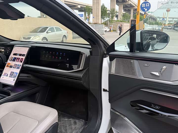 HiPhi Y 2023 2023款 560km 精英版