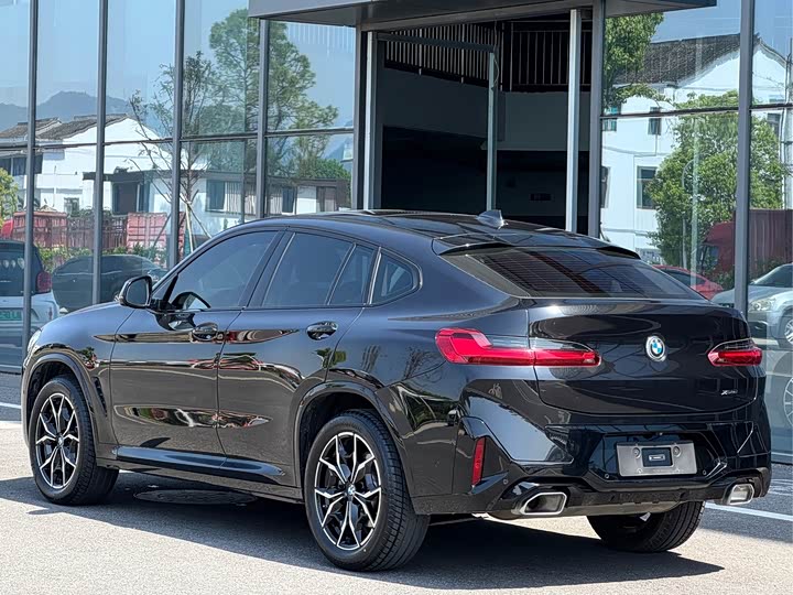 BMW X4 2022 2022款 xDrive 25i M运动套装