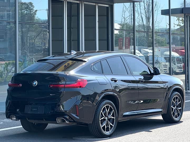 BMW X4 2022 2022款 xDrive 25i M运动套装