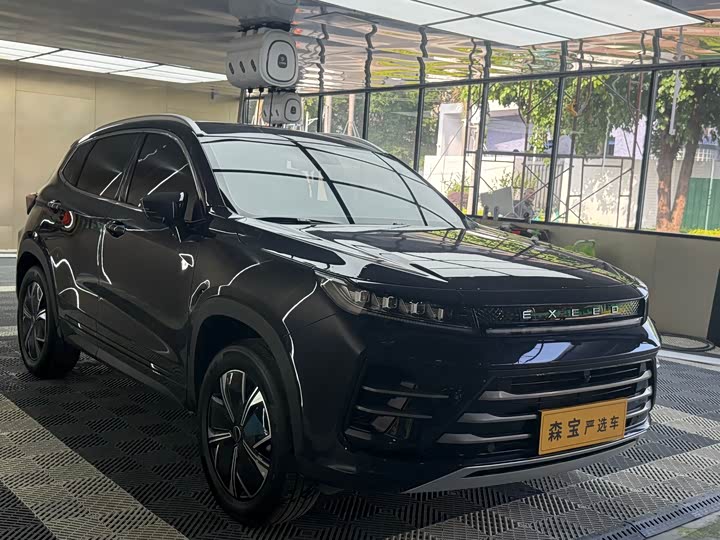 2024 Exeed LX C-DM Hybrid