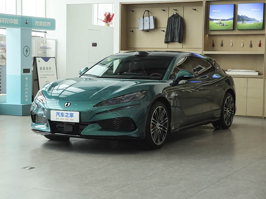 2026 Denza Z9GT