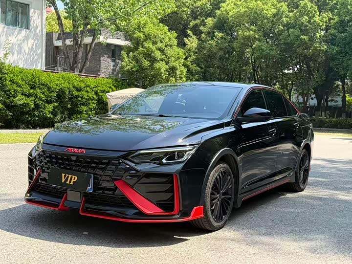 Dongfeng Aeolus Yixuan Max