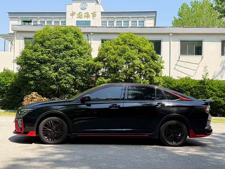 Dongfeng Aeolus Yixuan Max 2023 2023款 1.5T 超凡萌爸版