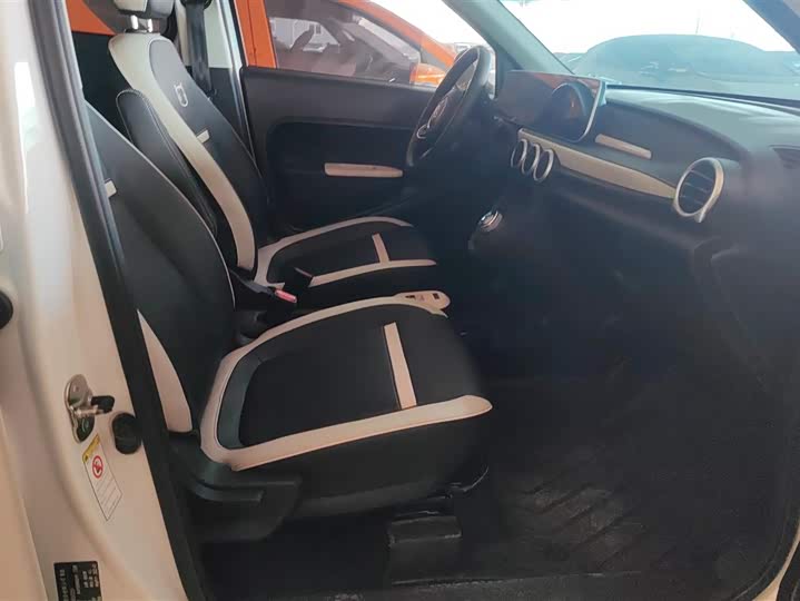 Ora Black Cat 2022 2022款 351km 标准型 三元锂
