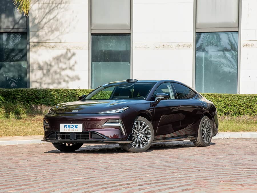 2026 Geely Galaxy Starshine 8 EM-i