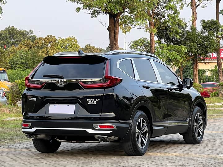 Фото 4 - Honda CR-V