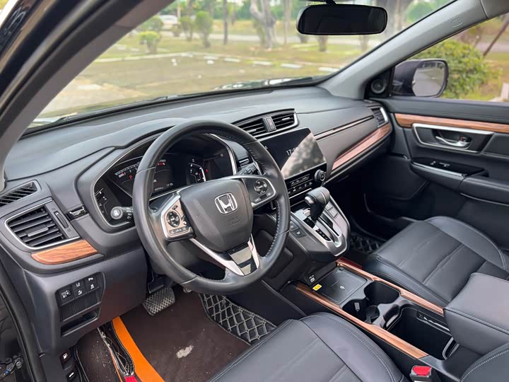 Фото 9 - Honda CR-V