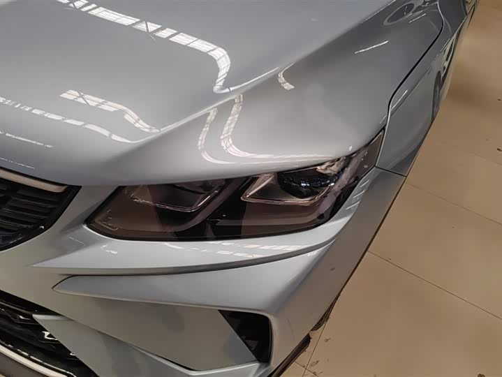 Geely Coolray 2025 2025款 1.5L CVT 超能