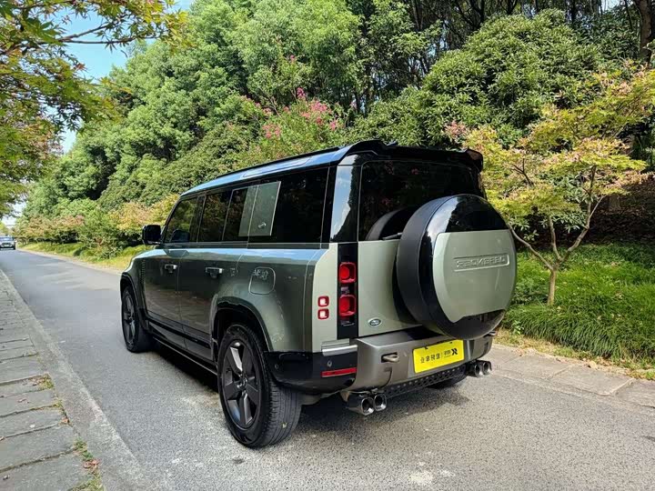 Zdjęcie 7 - Land Rover Defender
