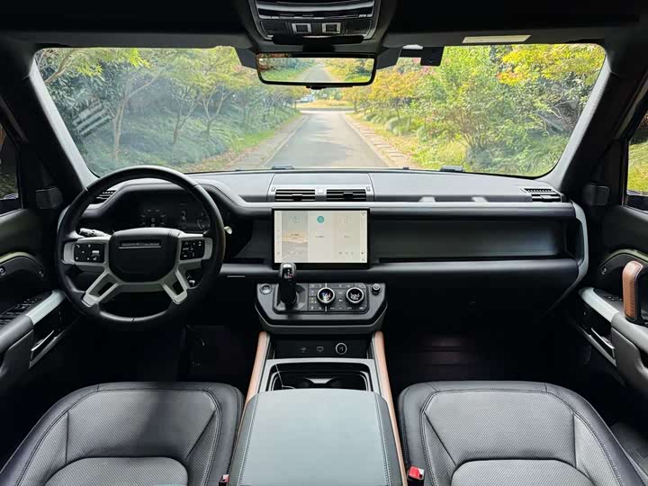 Zdjęcie 8 - Land Rover Defender