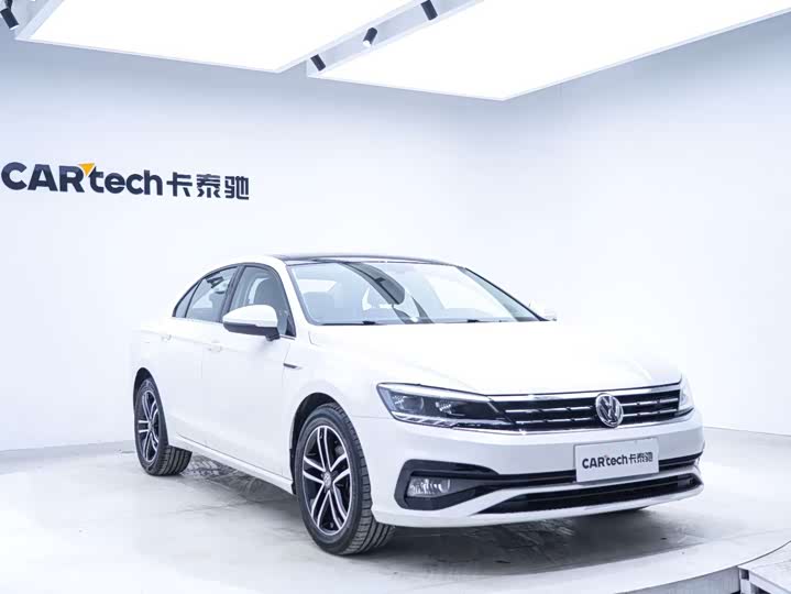 صورة 6 - Volkswagen Lamando L