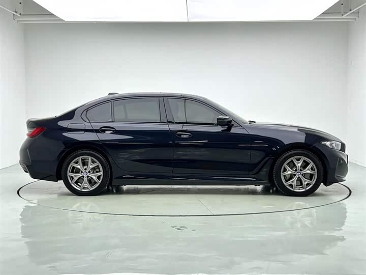 BMW i3 2025 2025款 eDrive 35 L