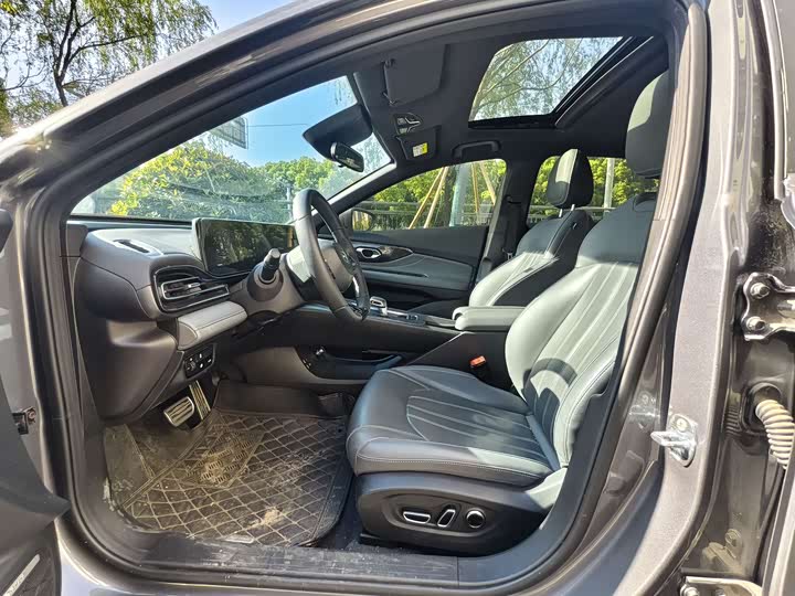 GAC Trumpchi Empow R 2024 2024款 270T DCT 影豹R-Style版