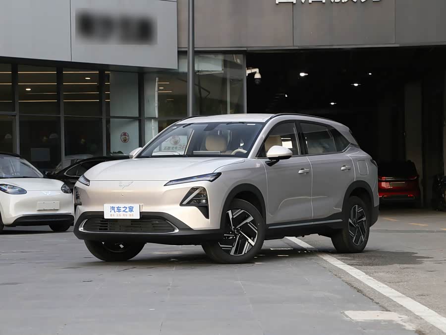 صورة 1 - Wuling Starlight S