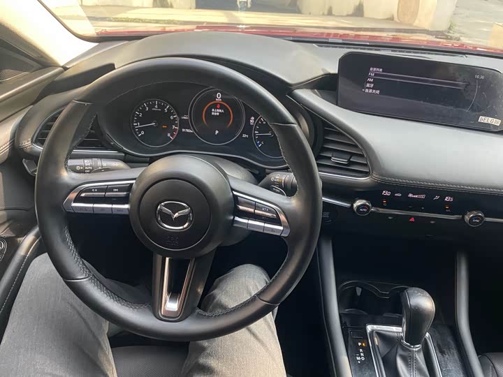 Zdjęcie 9 - Mazda 3 (Axela)