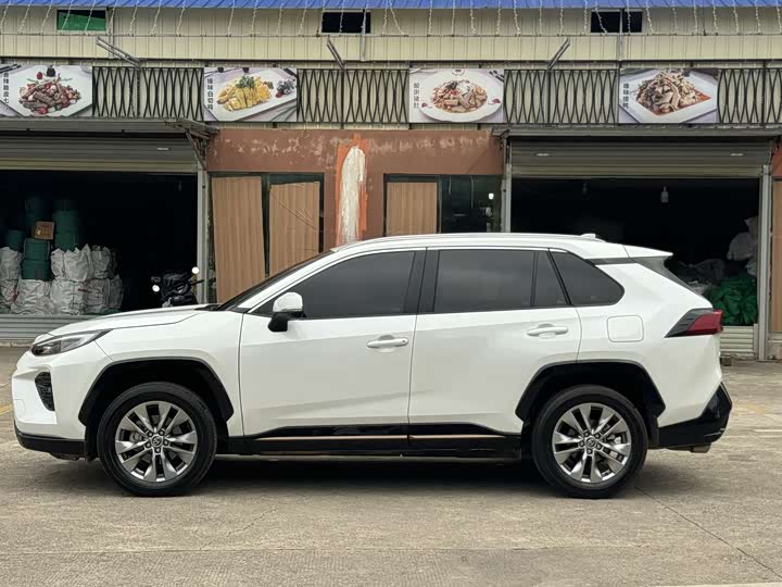Toyota Wildlander 2024 2024款 2.0L CVT两驱都市版