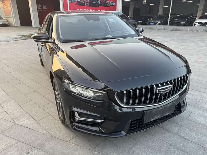 Zdjęcie 3 - Geely Preface