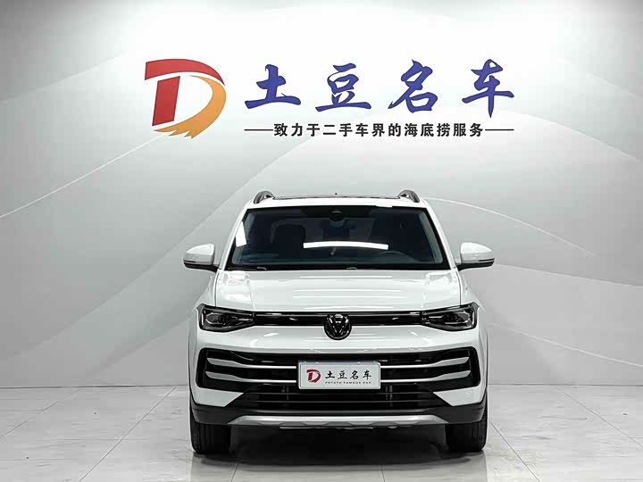 Фото 2 - Volkswagen Tharu