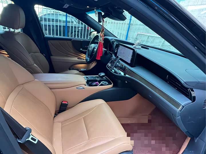 Lexus LS 2023 2023款 500h 卓越版