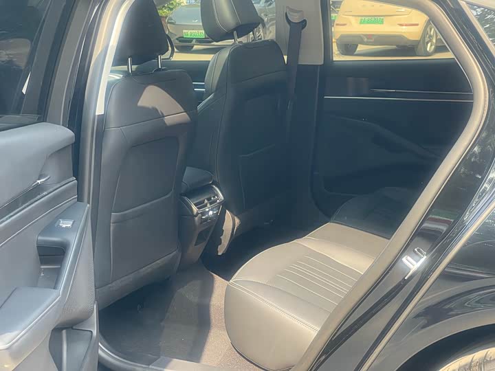 Ford Mondeo 2025 2025款 2.0T EcoBoost 豪华型
