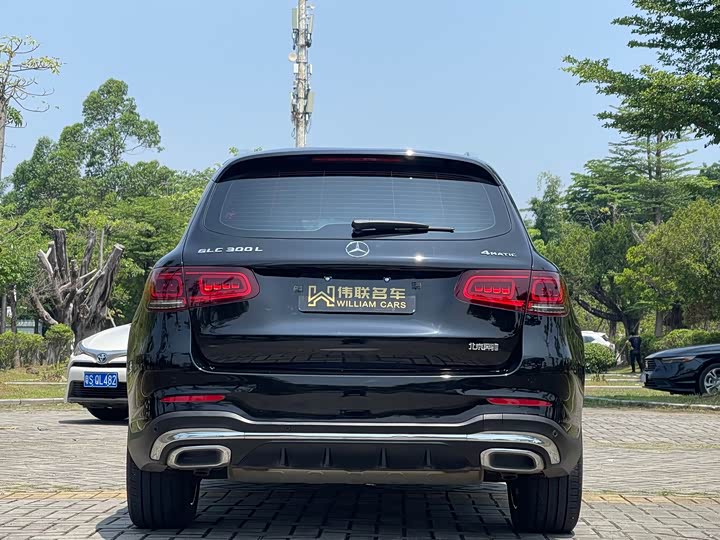 Photo 5 - Mercedes-Benz GLC-Class