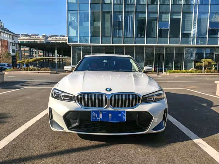 Фото 2 - BMW 3 Series
