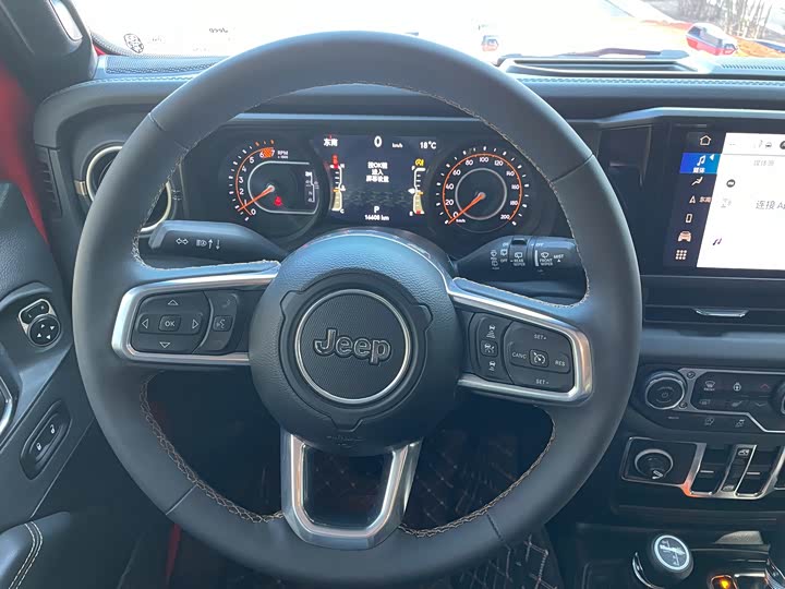 Jeep Wrangler 2024 2024款 2.0T 撒哈拉四门版