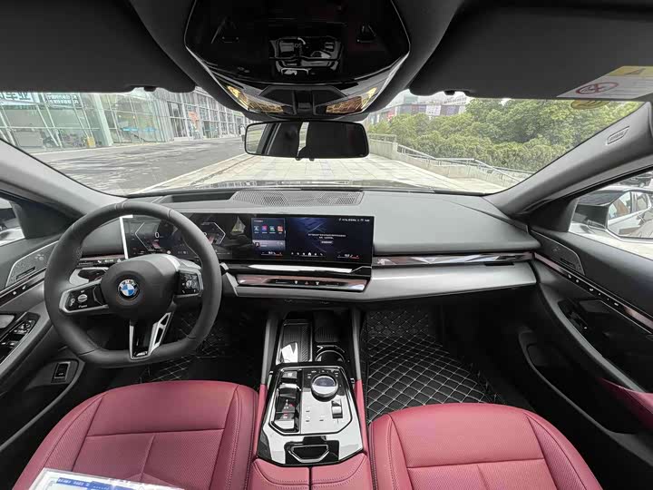 BMW 5 Series 2026 2026款 530Li 领先型 M运动套装