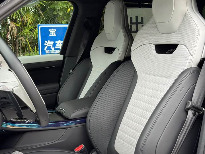 Land Rover Range Rover Sport 2025 2025款 4.4 V8 SV Edition Two