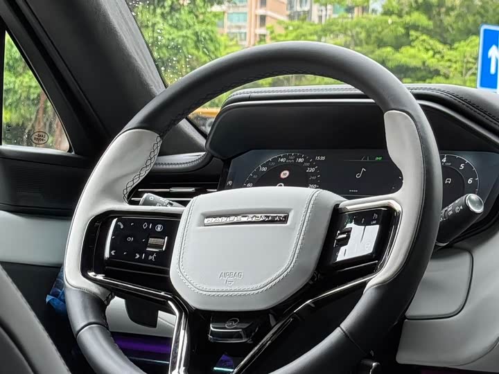 Land Rover Range Rover Sport 2025 2025款 4.4 V8 SV Edition Two