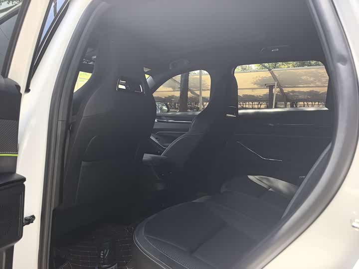 Haval H6S 2022 2022款 1.5T DHT悦跑版
