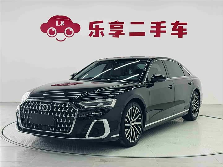 Фото 1 - Audi A8