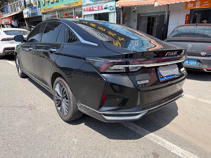 Dongfeng Aeolus Yixuan Max 2023 2023款 1.5T 超炫潮爸版