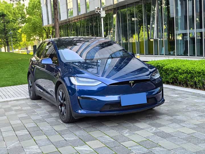 Tesla Model X 2023 2023款 三电机全轮驱动 Plaid版