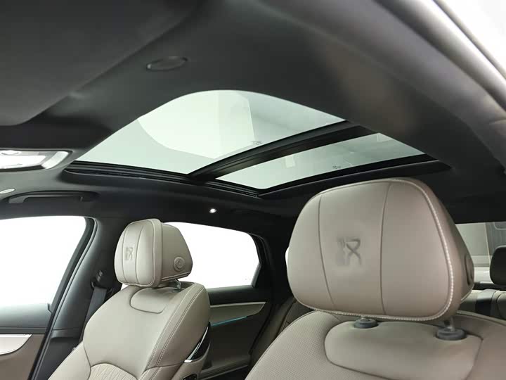 Фото 9 - BYD Han