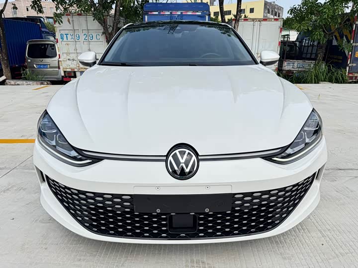 Фото 2 - Volkswagen Lamando L