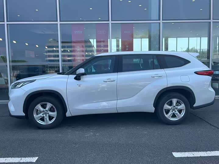Toyota Highlander 2024 2024款 2.5L智能电混双擎两驱精英版 5座