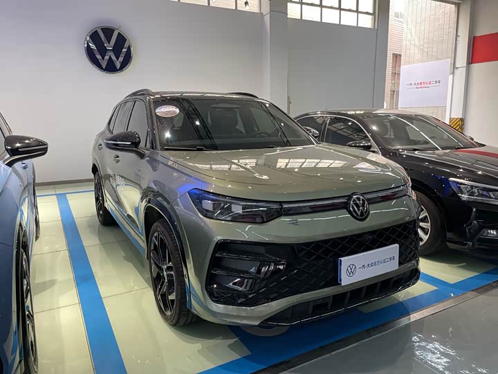 Photo 2 - Volkswagen Tayron