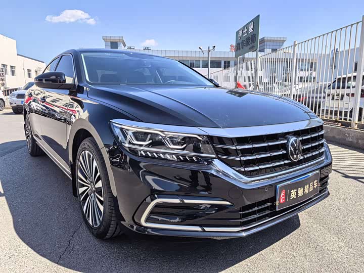 Фото 3 - Volkswagen Passat
