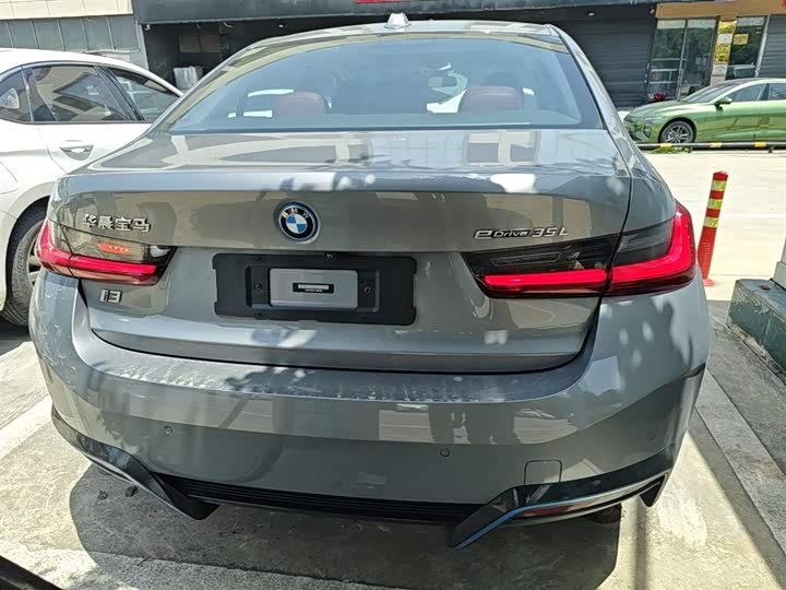 Фото 6 - BMW i3