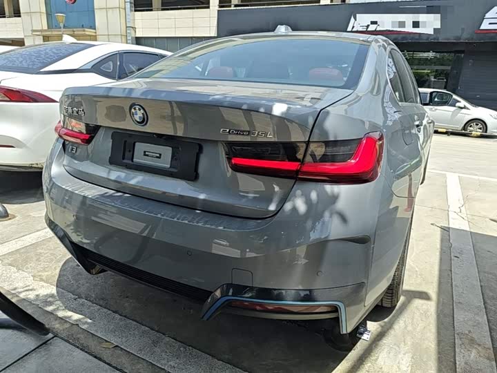 Фото 7 - BMW i3