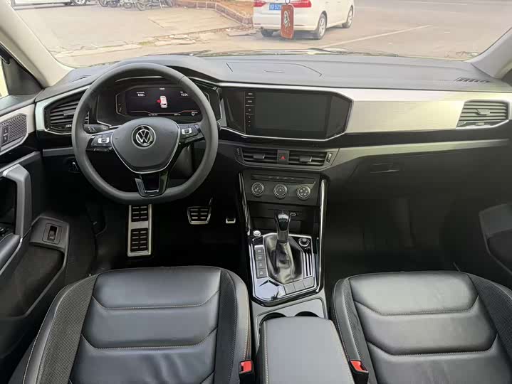 Volkswagen Tayron 2021 2021款 330TSI 两驱30周年纪念版