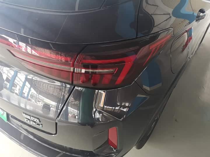 Фото 8 - Exeed LX C-DM Hybrid